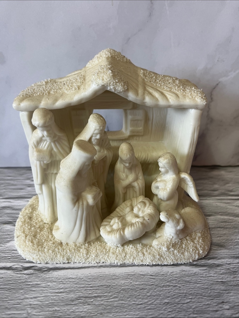 Ivory Ceramic Small Nativity Stable Scene Christmas